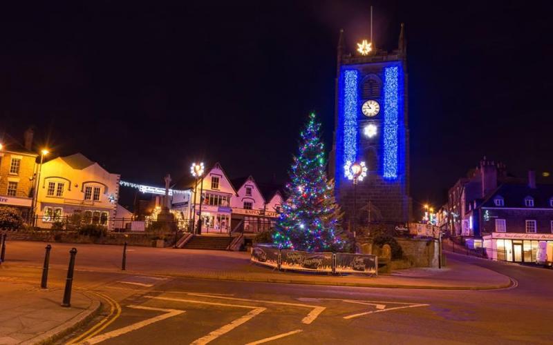 Coleford Christmas Lights Switch On